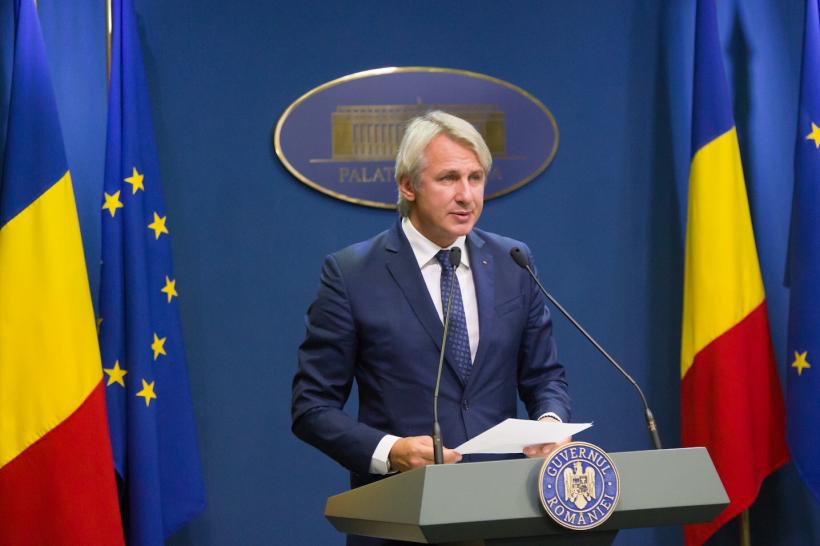Teodorovici: Luni- marţi, banii transferaţi pentru taxa de mediu se vor regăsi în conturile românilor