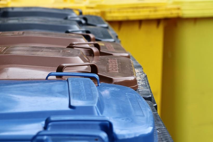 Containere cu deşeuri menajere din Canada depozitate de peste cinci ani în Filipine vor fi returnate