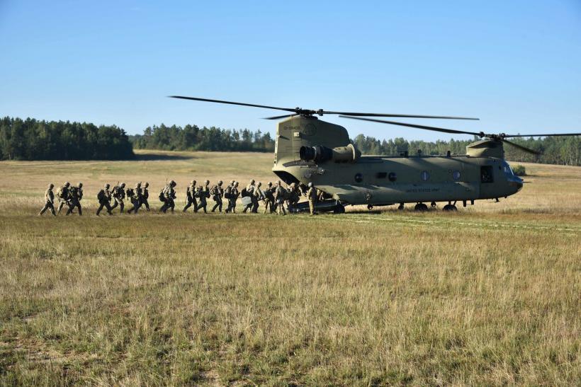 MApN: Convoaie militare NATO, pe drumurile României