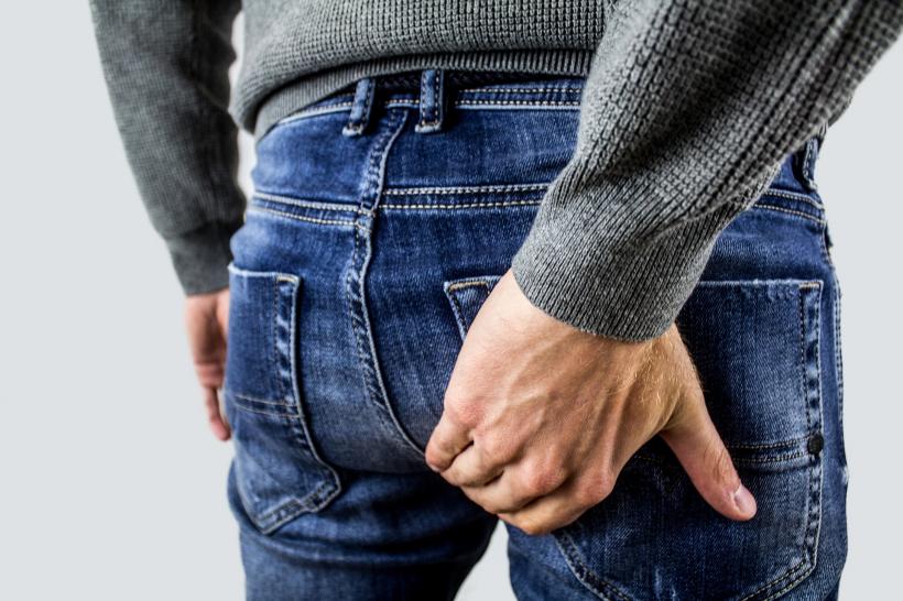 După vârsta de 45 de ani, toţi bărbaţii trebuie să facă un control al prostatei