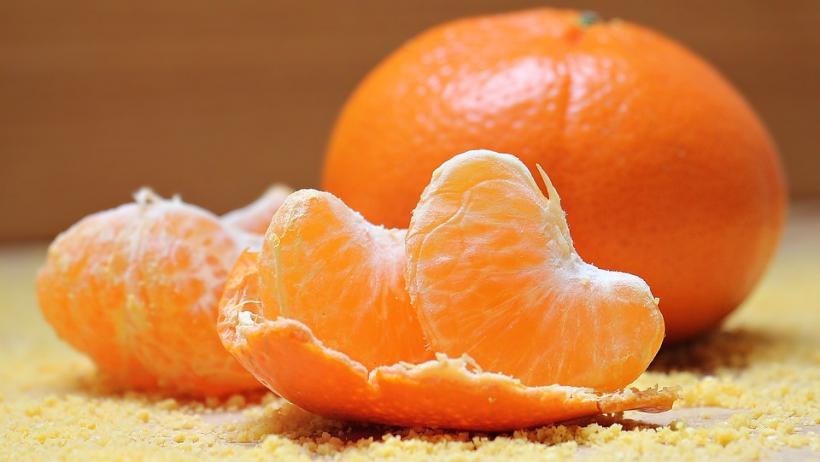 10 motive să mănânci portocale - beneficii pentru sănătate
