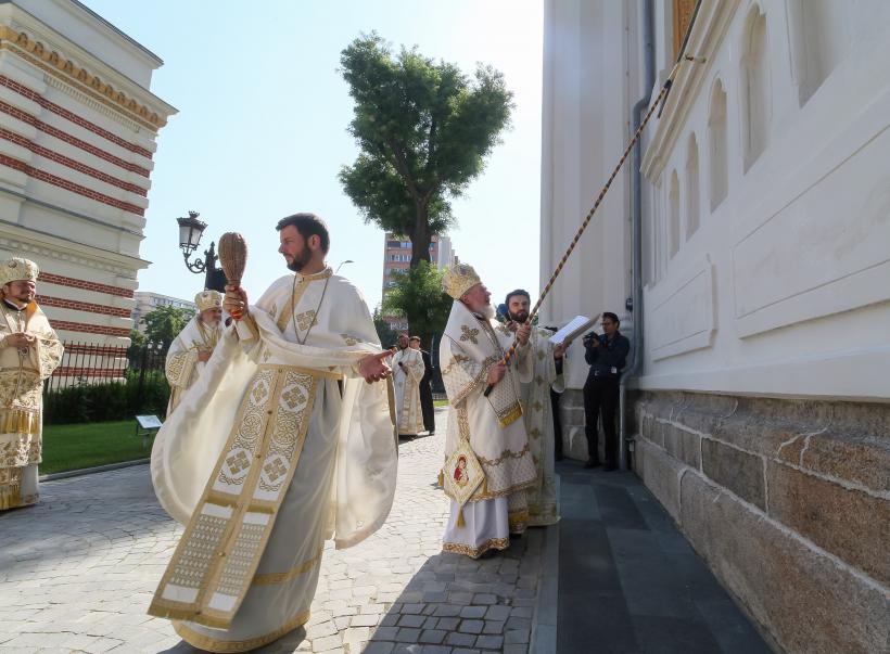 GALERIE FOTO Patriarhul Daniel a sfinţit Catedrala Sfântul Spiridon Nou din Bucureşti