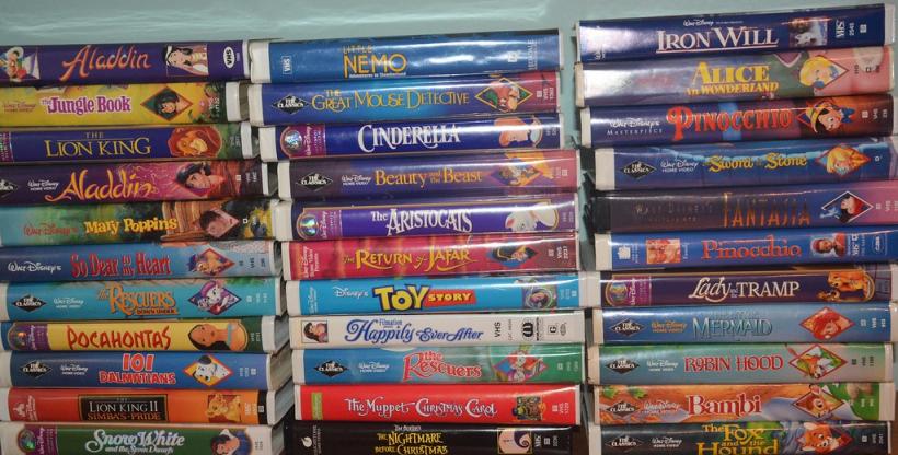 Casetele VHS cu filme Disney valorează o avere