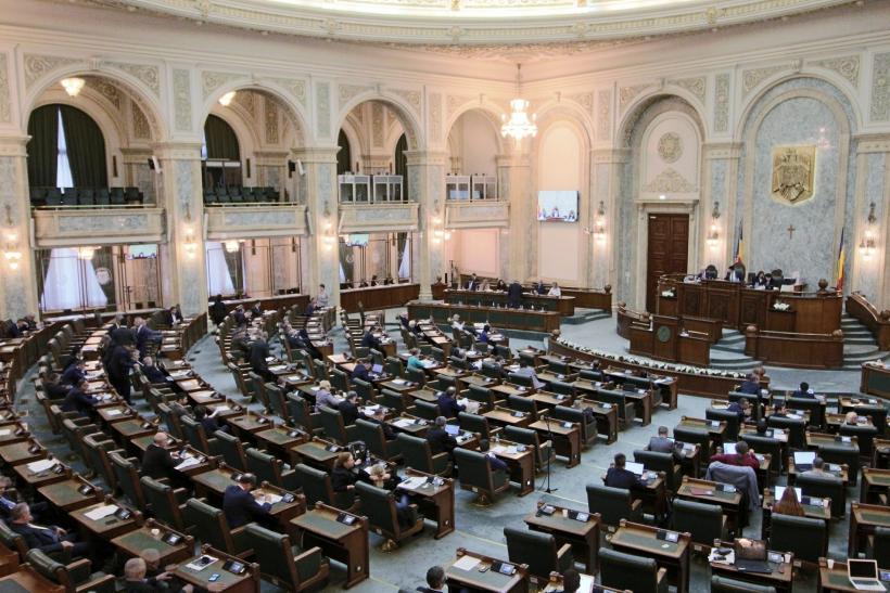 Camera Deputaților a vacantat locurile a şase deputaţi