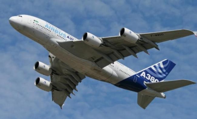 Grecia caută un cumpărător pentru o participaţie de 30% în Aeroportul din Atena