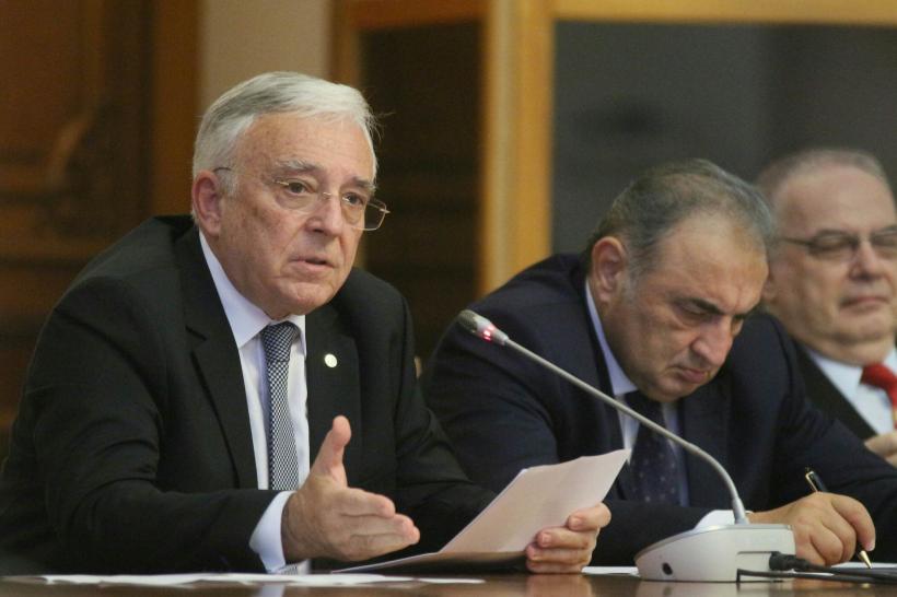 Mugur Isărescu, avizat cu unanimitate de voturi pentru un nou mandat la şefia BNR