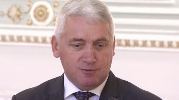 Adrian Ţuţuianu susţine că era nevoie de o restructurare a guvernului