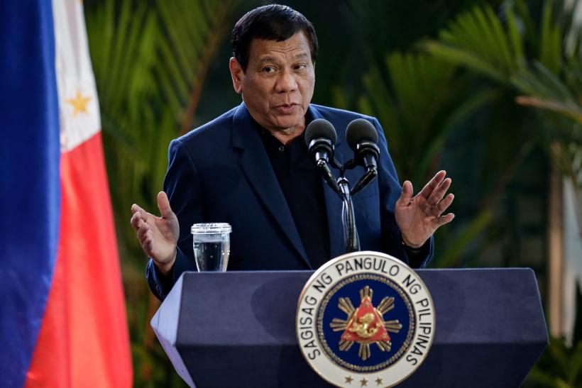 Duterte, ironizat de feministe