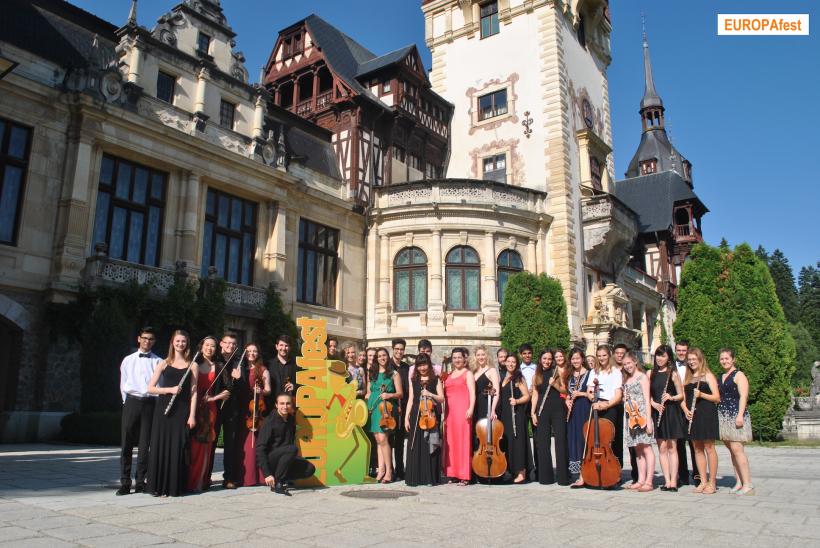Start EUROPAfest Summer Edition ! Invitat special: violonistul Remus Azoiței