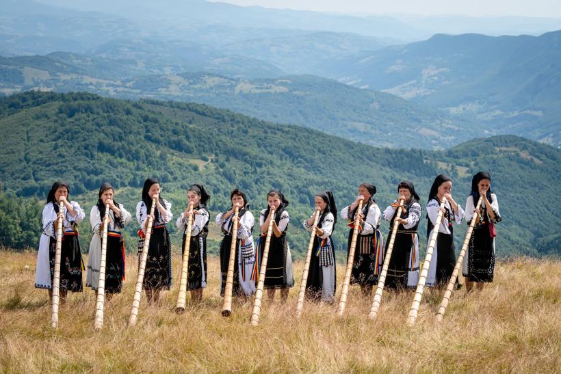 Târgul de fete de pe Muntele Găina, obicei secular, încă viu
