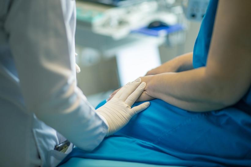 Colposcopia – metodă de diagnosticare a leziunilor precanceroase ale colului uterin