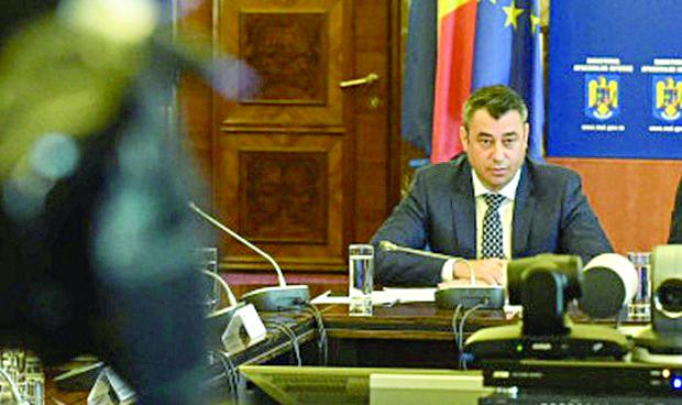 Iohannis, pus în dificultate de nominalizarea pentru Ministerul de Interne