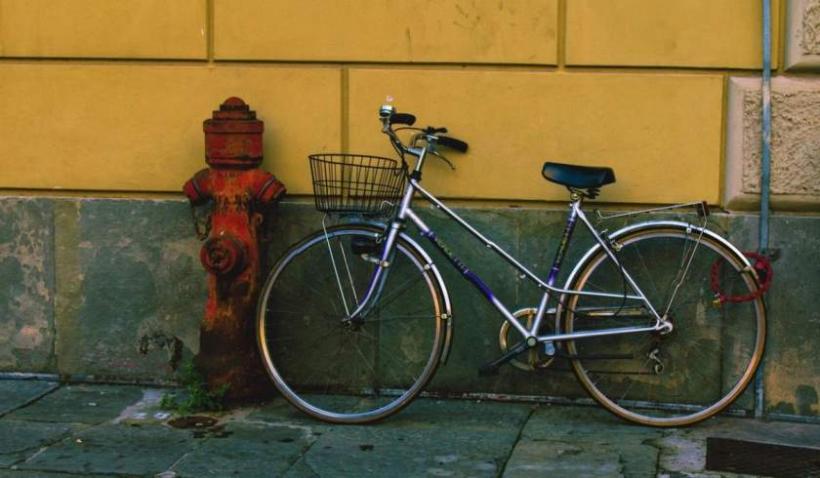 Proiect: Parcări pentru biciclete lângă instituții publice, piețe, gări și autogări