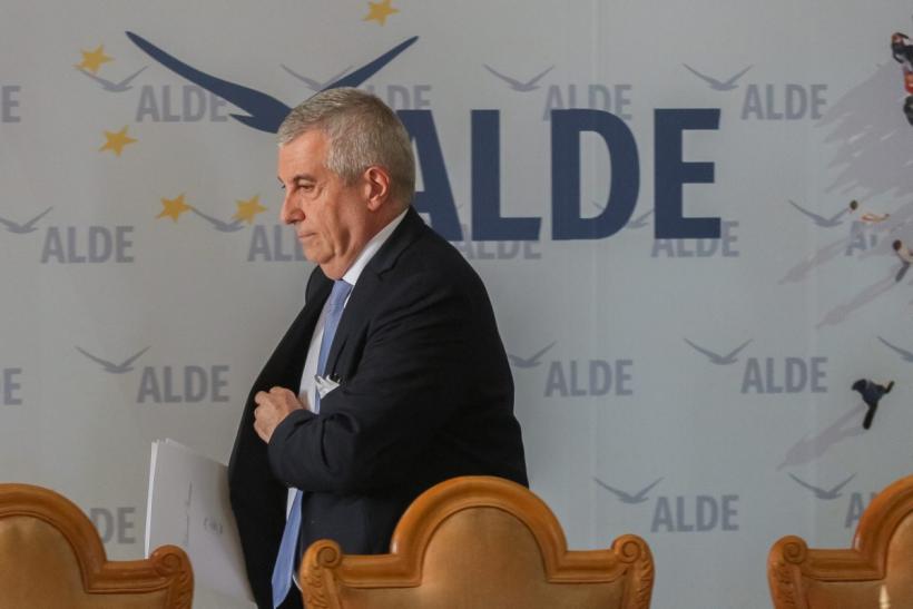 ALDE se evaporă. Formațiunea n-ar mai putea candida sub sigla actuală la viitoarele alegeri