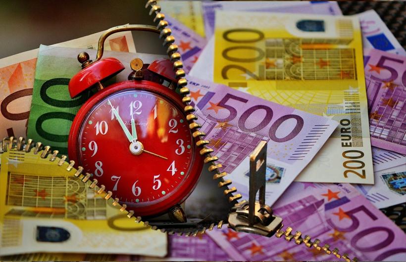 Datoria României îmbogăţeşte bănci străine