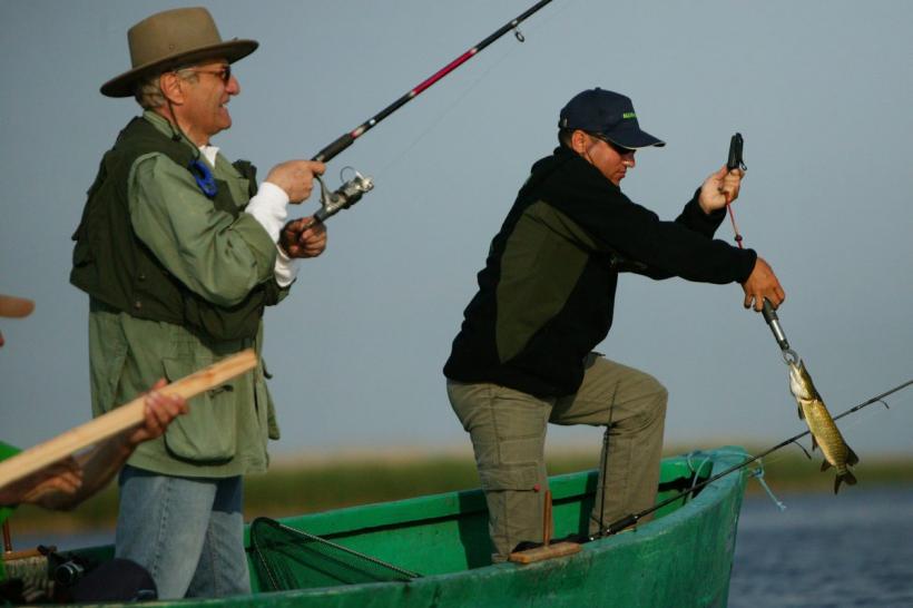 Toamna se numără concursurile de pescuit în Delta Dunării