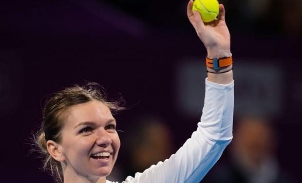 Victorie URIAȘĂ. Simona Halep a învins-o pe Bianca Andreescu la Turneul Campioanelor