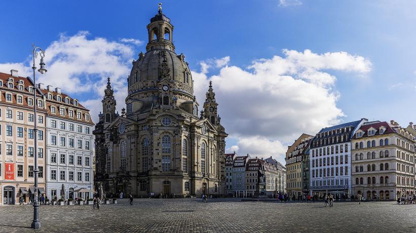 Consiliul local din Dresda a decretat „stare de urgenţă nazistă”