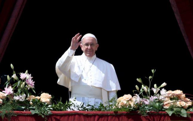 Papa Francisc a oficiat o liturghie pentru răposaţi la Catacombele Sfintei Priscilla din Roma