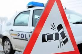 Autospecială de Poliţie implicată într-un accident pe şoseaua Berceni. Trei poliţişti răniţi uşor