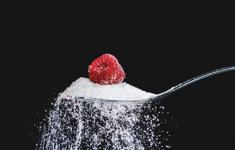 Zahărul, ascuns în alimente sub 60 de denumiri
