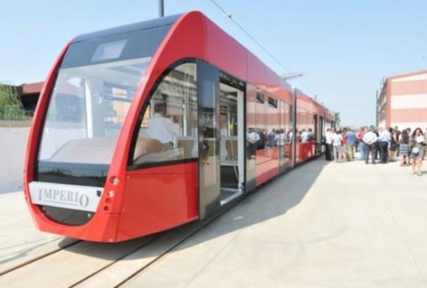 Tăriceanu: Nu văd de ce tramvaiele fabricate la Arad nu ar fi bune și pentru București