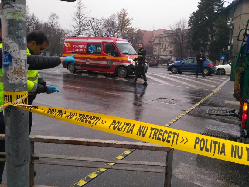 Accident MORTAL la Piața Dorobanți. O femeie a fost lovită de o mașină de salubrizare 