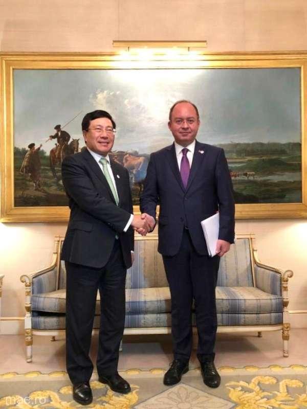 Aurescu - la întrevederea cu omologul vietnamez: România sprijină dezvoltarea relaţiilor UE - Vietnam