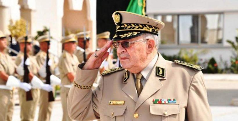 Alger: Sute de persoane și-au luat rămas bun de la liderul militar Gaid Salah