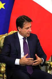 Premierul Italiei anunţă crearea a două ministere, după demisia ministrului educaţiei