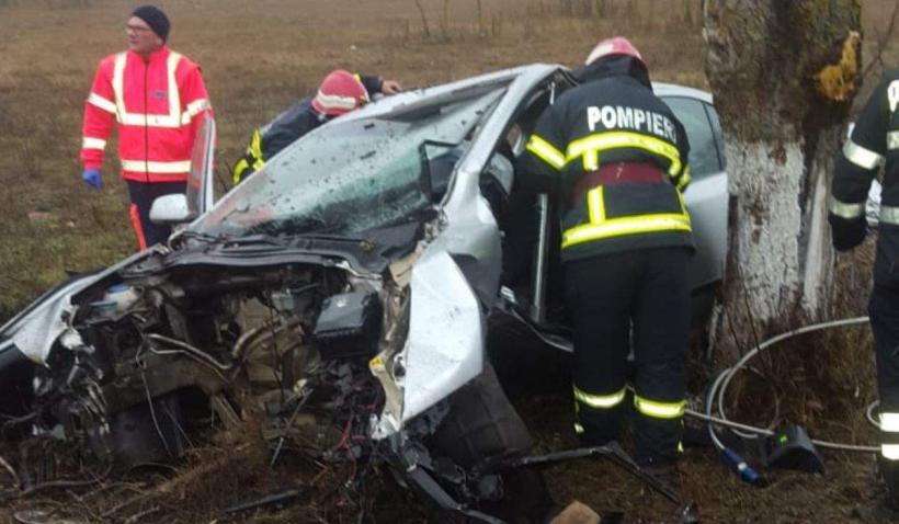 Două persoane au fost rănite într-un accident rutier în Tulcea
