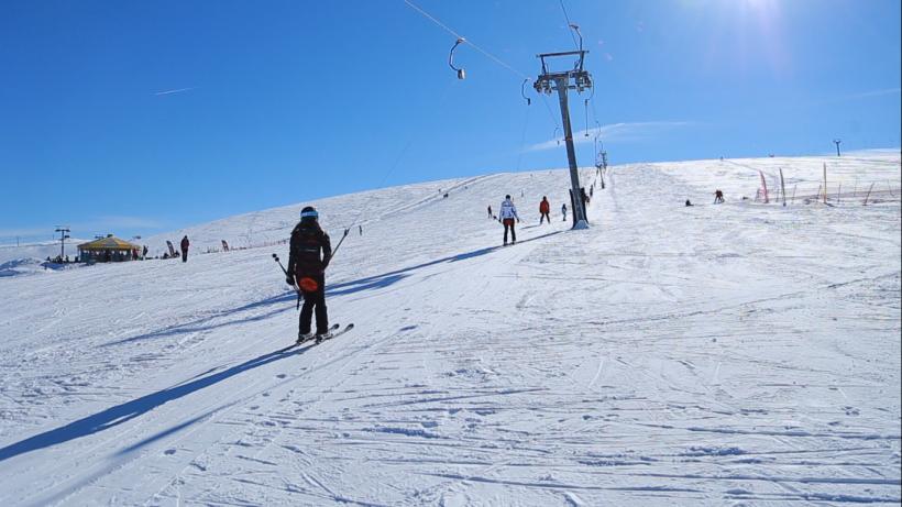 Condiții foarte bune de schi în stațiunile Straja și Râușor la acest sfârșit de săptămână