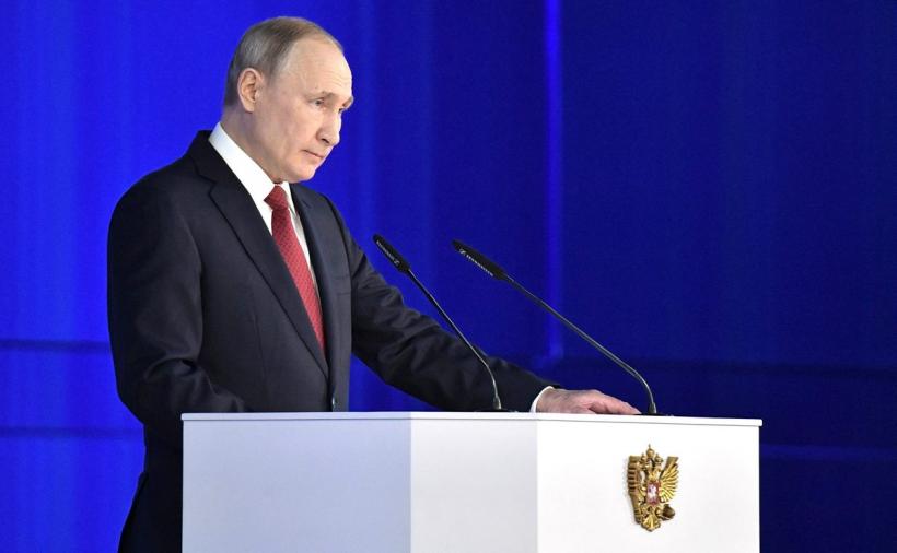 Putin vrea altă Constituție și scapă de Medvedev