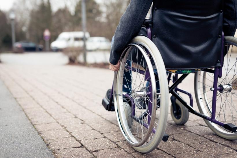 MMPS: Peste 800.000 de cetăţeni cu dizabilităţi la nivel naţional
