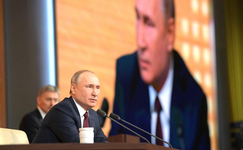 Kremlinul promite o dezbatere publică asupra amendamentelor la Constituţie propuse de Vladimir Putin
