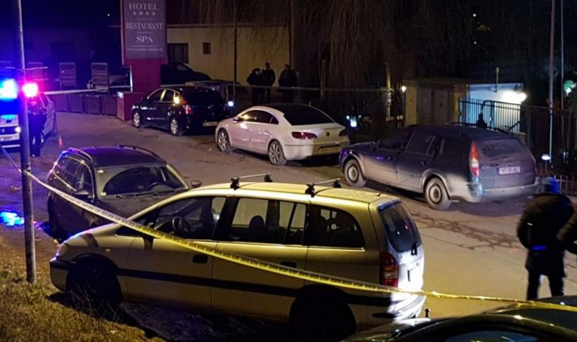 Tragedie în Bacău. O femeie de 30 de ani a fost găsită moartă în mașină. Soțul ar fi înjunghiat-o de mai multe ori