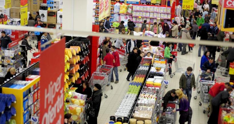 Consumovirus: Prețuri umflate de goana după „alimentele strategice”