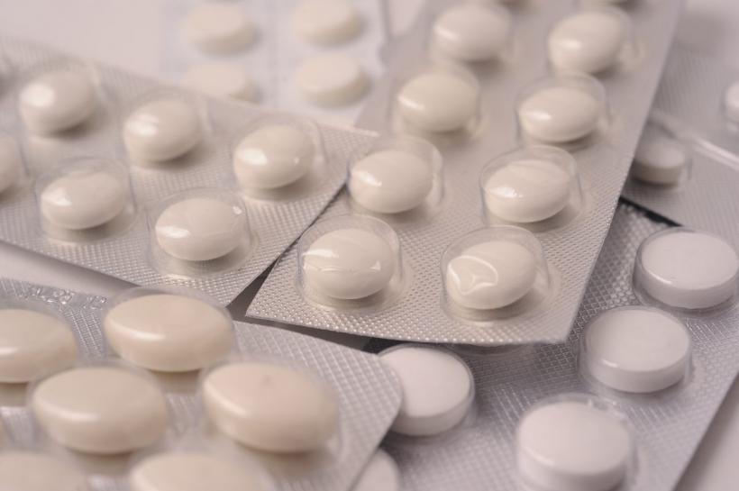 Colegiul Farmaciștilor: Cel mult două cutii de paracetamol vor fi vândute unei persoane