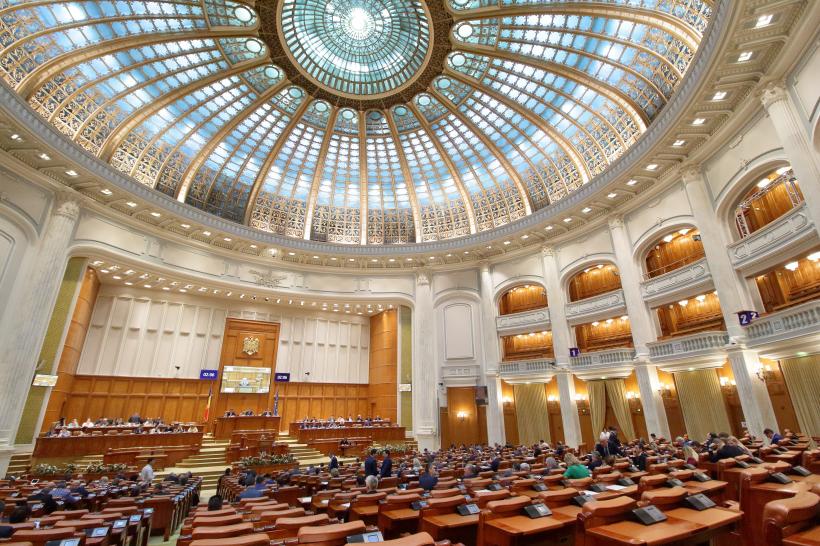 Asociațiile de judecători apropiate sistemului cer deputaților să „pice” „legea Gorghiu”