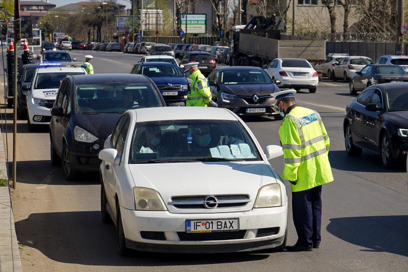 Poliţia Română spune că este permisă deplasarea la părinţi pentru a duce produse pentru Paşte