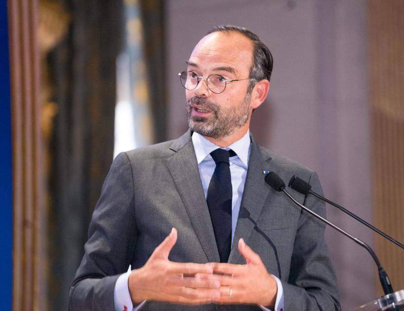 Edouard Philippe: Situaţia epidemică se ameliorează în Franţa. Urmează o „criză economică brutală”
