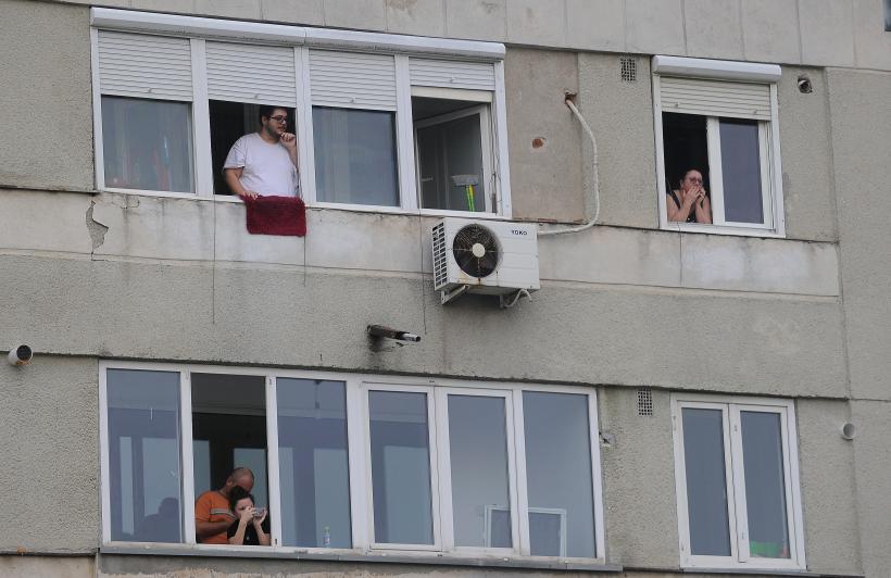 Românii locuiesc cei mai înghesuiți în case din UE