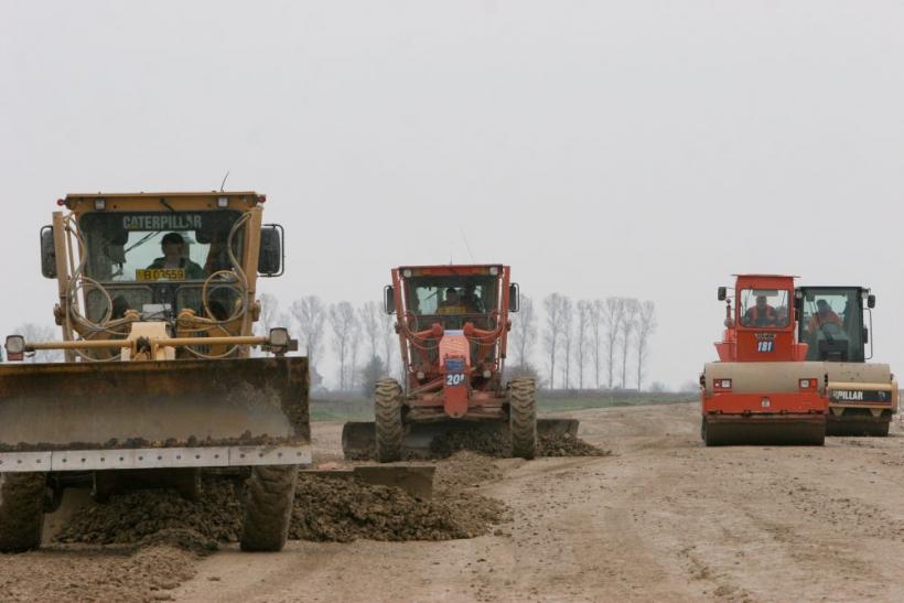 Situația dramatică a șoselelor din România. Zeci de mii de kilometri de drumuri pietruite și de pământ
