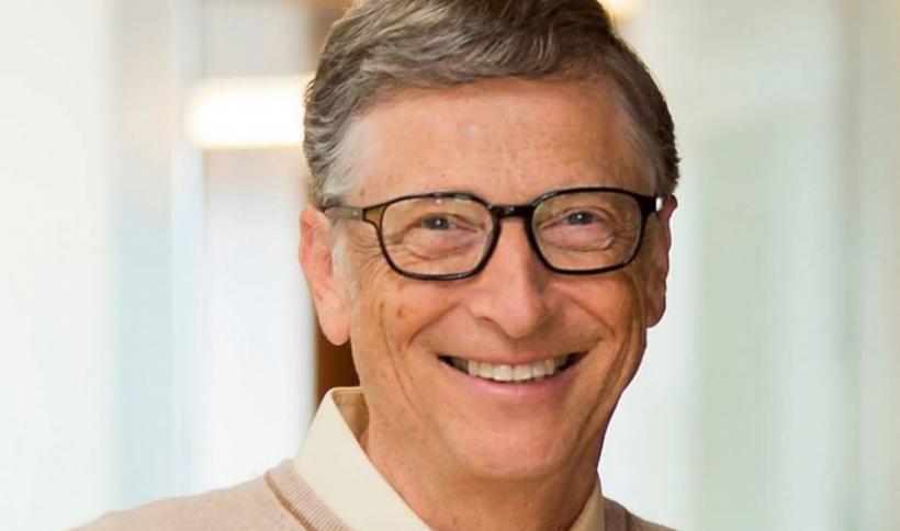 Bill Gates recomandă un volum SF şi cărţi de economie pentru lecturile din această vară