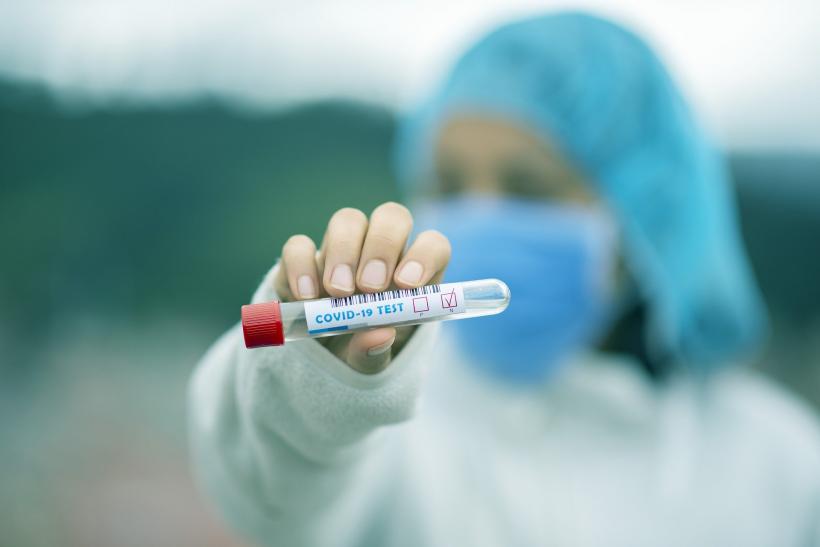 Astăzi începe testarea PCR de coronavirus în București. Unde se pot înscrie voluntarii