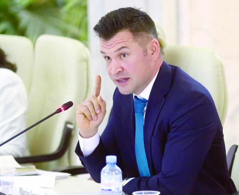 Ionuț Stroe vrea să obțină ajutoare de la stat pentru susținerea activităților spotrive