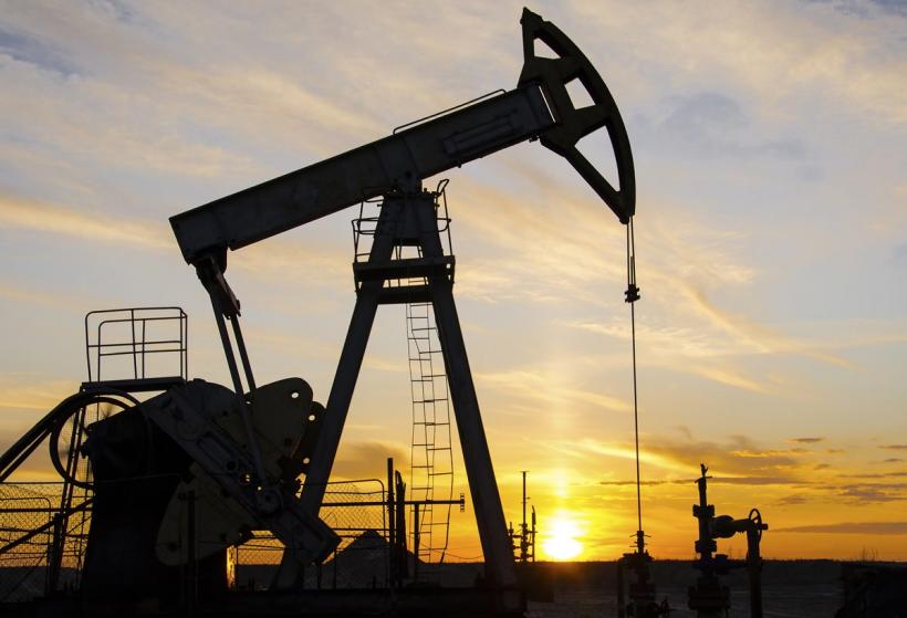 Petrolul scade cu peste 5% pe fondul tensiunilor sporite dintre China și SUA