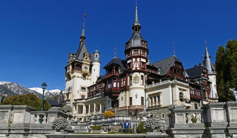 Castelele Peleș și Pelișor se redeschid pentru vizitatori pe 2 iunie