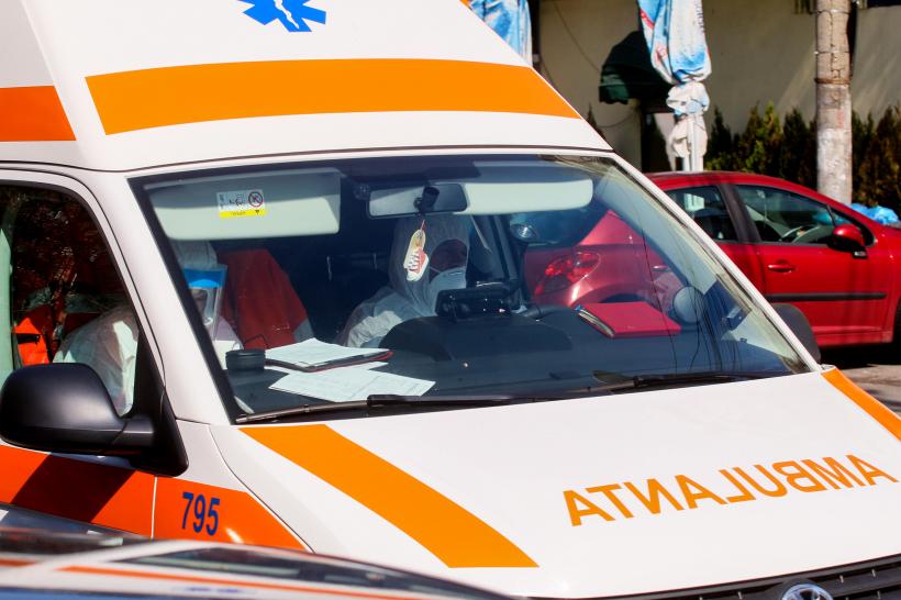 Un medic de la Serviciul de Ambulanță Bistrița, infectat cu COVID-19
