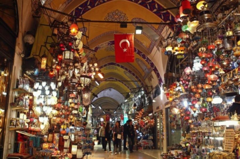 Marele Bazar din Istanbul se pregătește să își redeschidă porțile
